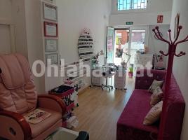 Local comercial, 74 m², cerca de bus y tren, Calle de Salvador Seguí