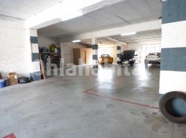 Plaza de aparcamiento, 333 m²