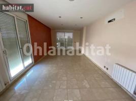 Casa (unifamiliar aïllada), 351 m², prop de bus i tren, seminou