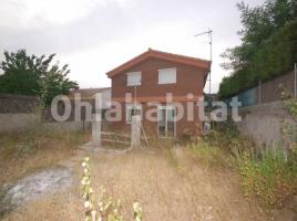 Casa (unifamiliar aïllada), 255 m², prop de bus i tren, seminou