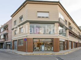 Local comercial, 235 m²