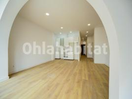 New home - Flat in, 97 m², near bus and train, new
