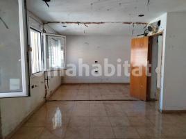 Flat, 113 m², near bus and train