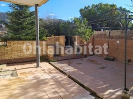 Houses (detached house), 240 m², near bus and train, La Torre de Claramunt