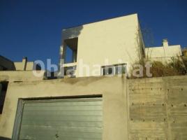 Houses (detached house), 262 m², near bus and train, new, CAN RIAL