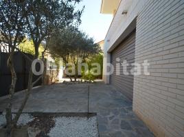 Houses (detached house), 203 m², near bus and train, Els Prats de Rei