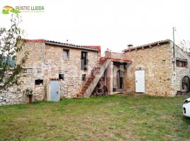 Houses (country house), 200 m², near bus and train