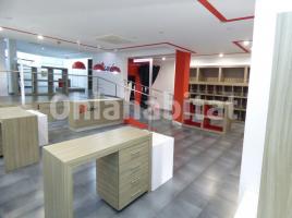 Lloguer local comercial, 240 m²