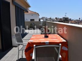 Lloguer àtic, 35 m², prop de bus i tren, seminou