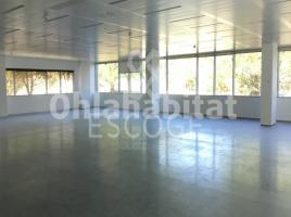 For rent office, 687 m²,  (Can magí) 