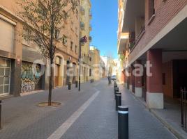 Local comercial, 266.80 m²