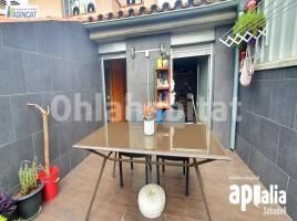 Attic, 100 m², near bus and train, almost new, CREU DE BARBERA