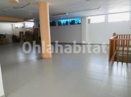 Lloguer local comercial, 334 m²