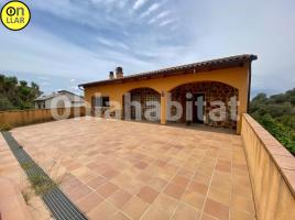 Houses (detached house), 350 m², near bus and train, almost new, Vilanova del Vallès