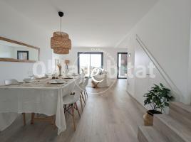 Attic, 132.85 m², near bus and train, almost new, L'Aragai - Prat de Vilanova