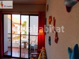 Apartament, 65 m², near bus and train