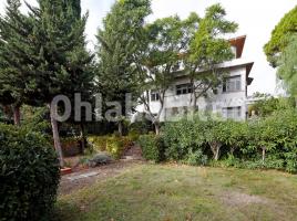 Casa (unifamiliar aislada), 720 m², cerca de bus y tren