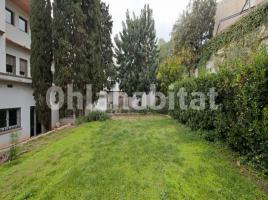 Casa (unifamiliar aislada), 720 m², cerca de bus y tren