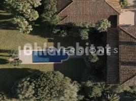 Casa (casa rural), 900 m², cerca de bus y tren, seminuevo