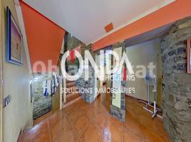 Casa (unifamiliar adossada), 481 m², prop de bus i tren, Figols