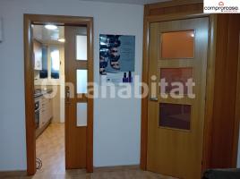 Flat, 74 m², near bus and train, Bellvitge