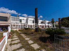 Unifamiliar adossada, 120 m², près de bus et de train