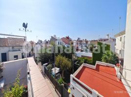 For rent attic, 76 m², near bus and train, Vilassar de Mar