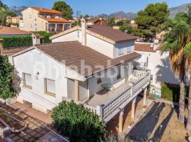 Casa (unifamiliar aïllada), 230 m², prop de bus i tren, Platja de Mont-Roig