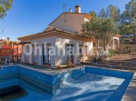 Houses (detached house), 297 m², near bus and train, Olivella