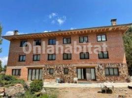 Casa (unifamiliar aislada), 639 m², cerca de bus y tren, seminuevo, Gelida