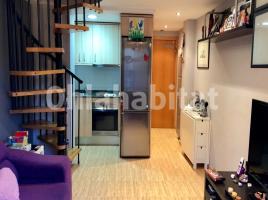 Duplex, 45 m², near bus and train, almost new, Escorxador - El Palau