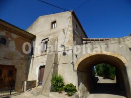 Houses (detached house), 1000 m², near bus and train