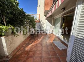 Houses (terraced house), 245 m², near bus and train, Calle Terol