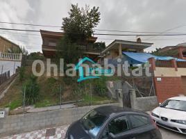 Casa (unifamiliar aïllada), 107 m², prop de bus i tren, seminou, Abrera