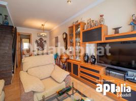 Houses (terraced house), 204 m², near bus and train, almost new