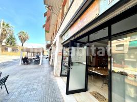 Local comercial, 76 m², prop de bus i tren