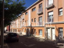 Pis, 78 m², presque neuf, Calle República