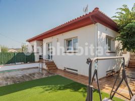 Casa (chalet / torre), 275 m², seminuevo, Calle de les Vinyes, 18