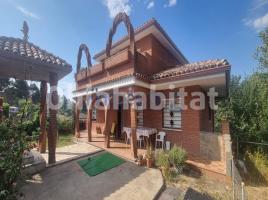 Houses (villa / tower), 381 m²