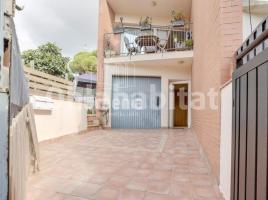 Casa (unifamiliar adosada), 158 m², seminuevo, Zona