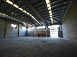 Nau industrial, 840 m²