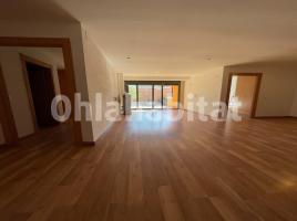 Piso, 85 m², cerca de bus y tren, seminuevo, Calaf