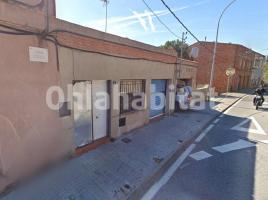 Houses (terraced house), 288 m², near bus and train