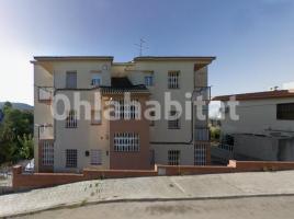 Piso, 96 m², cerca de bus y tren