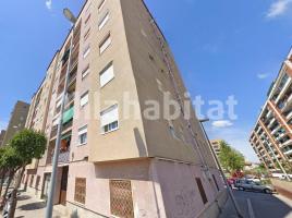 Piso, 71 m², cerca de bus y tren