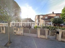 Houses (detached house), 250 m², near bus and train, Centre