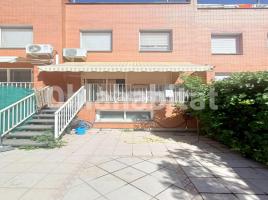 Casa (unifamiliar adosada), 229.75 m², cerca de bus y tren, seminuevo, Albatárrec