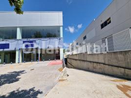 Louer , 4381 m², Les Casernes - Sant Jordi