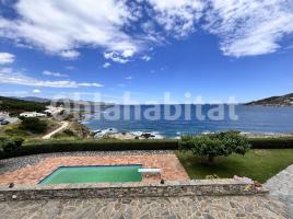 Houses (detached house), 163 m², near bus and train, El Port de la Selva