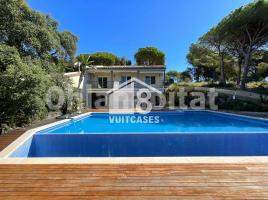 Houses (villa / tower), 629 m²